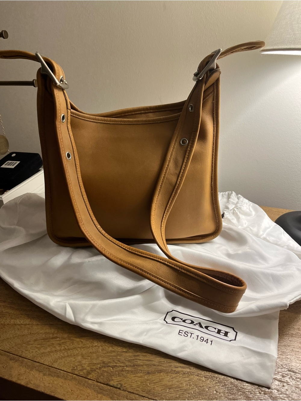 Vintage Coach Legacy Zip 9966 Shoulder Bag in Caramel